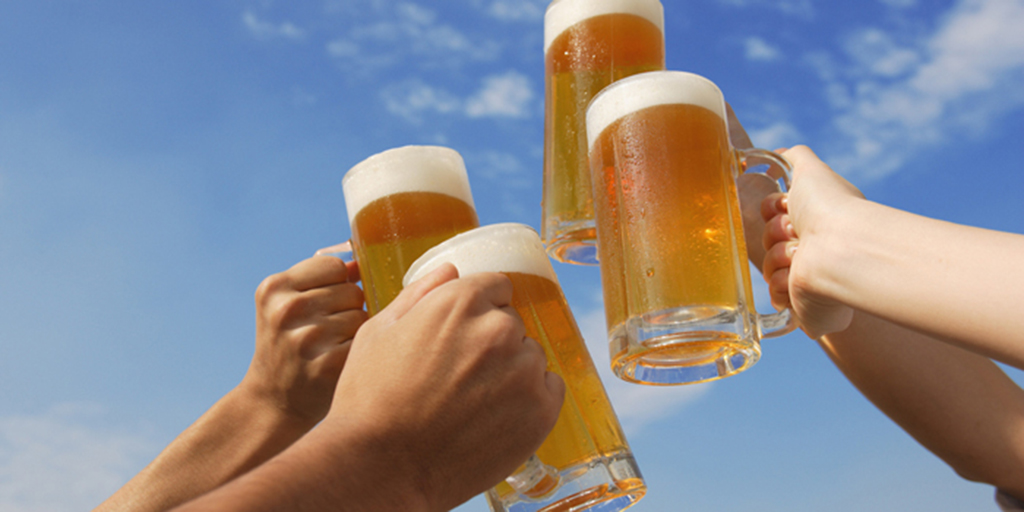Bia uống nhiều có thể gây phá hủy tế bào da