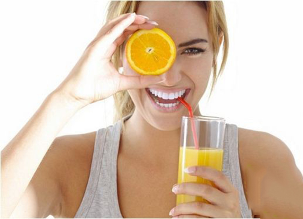 Vitamin C bên trong cam - nguồn “sinh lực” dồi dào cho sự cải thiện đôi mắt bạn