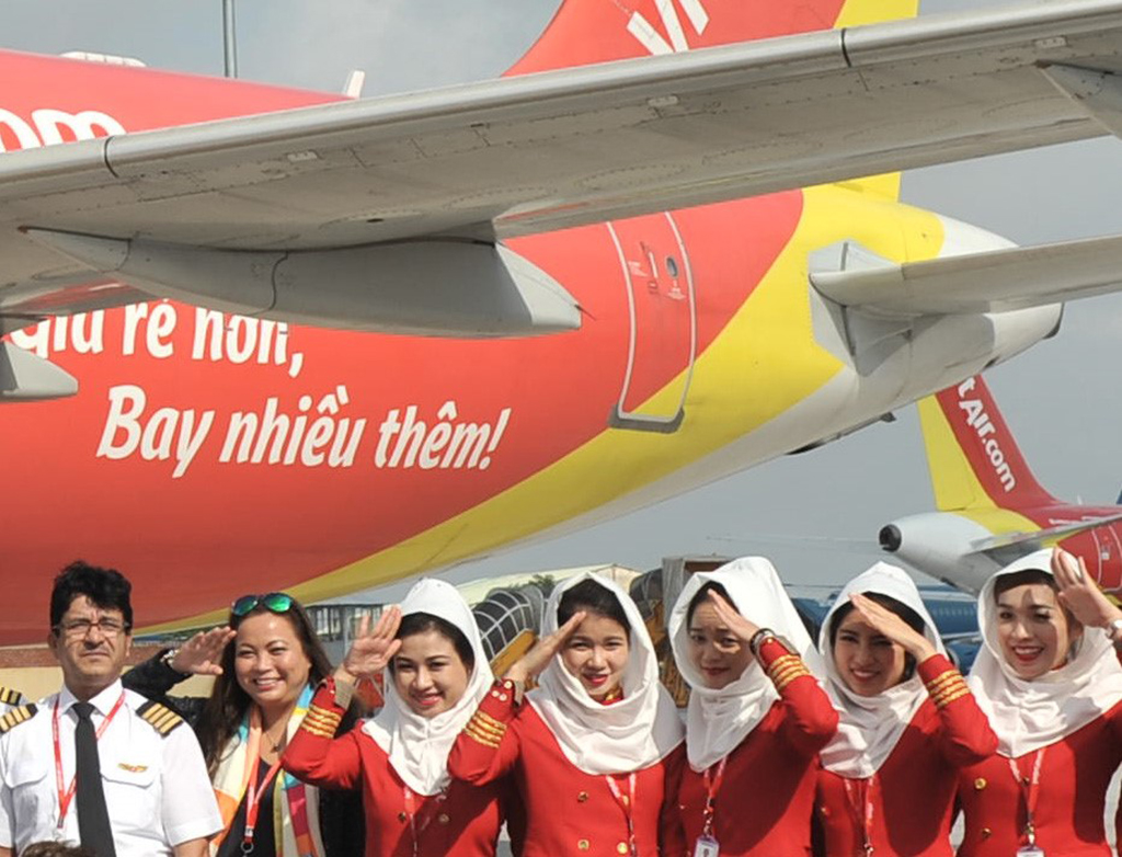 Tiếp viên Vietjet bay tại khu vực Trung Đông, các sân bay Doha, Abu Dhabi...