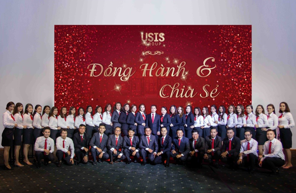 USIS Group thực hiện phương châm kinh doanh của mình là luôn xem “Khách hàng là người thân”