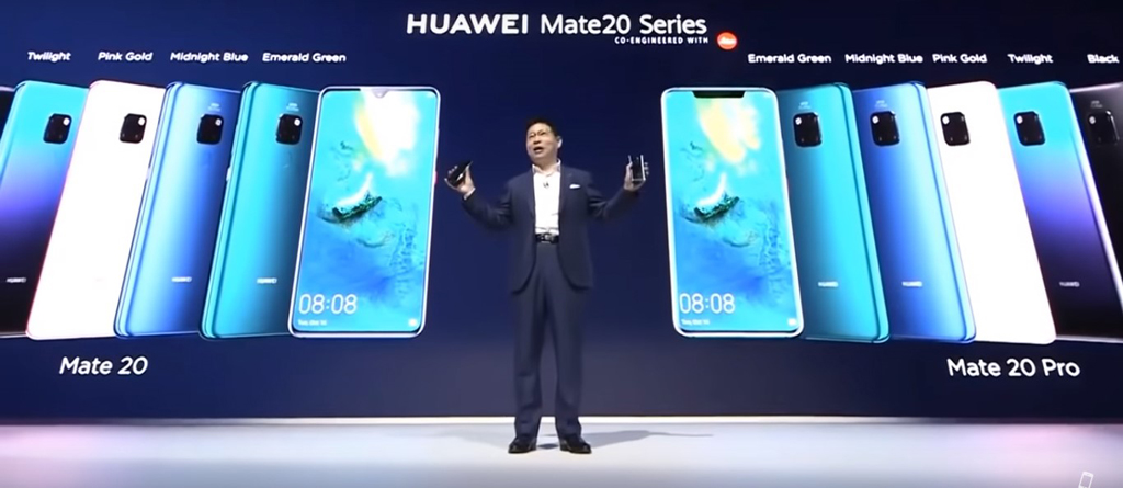 Ông Richard Yu - Giám đốc điều hành Huawei tự tin giới thiệu Mate 20 series tại London