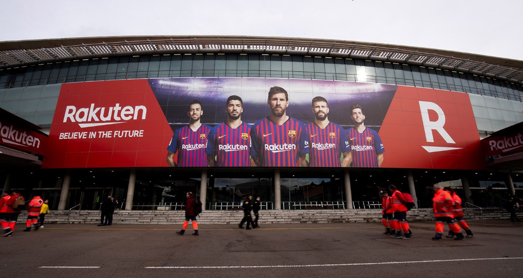 Một bước gần hơn với quê hương của đội bóng trứ danh FC Barcelona là ước mơ mà bất kỳ fan nào cũng mong ngóng 
