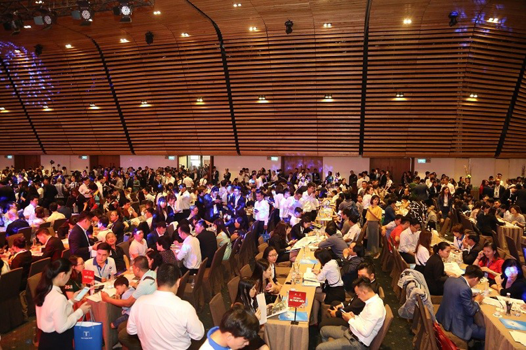 Gần 2.000 khách hàng tham dự, sự kiện công bố chính thức dự án Sunshine City Sài Gòn 