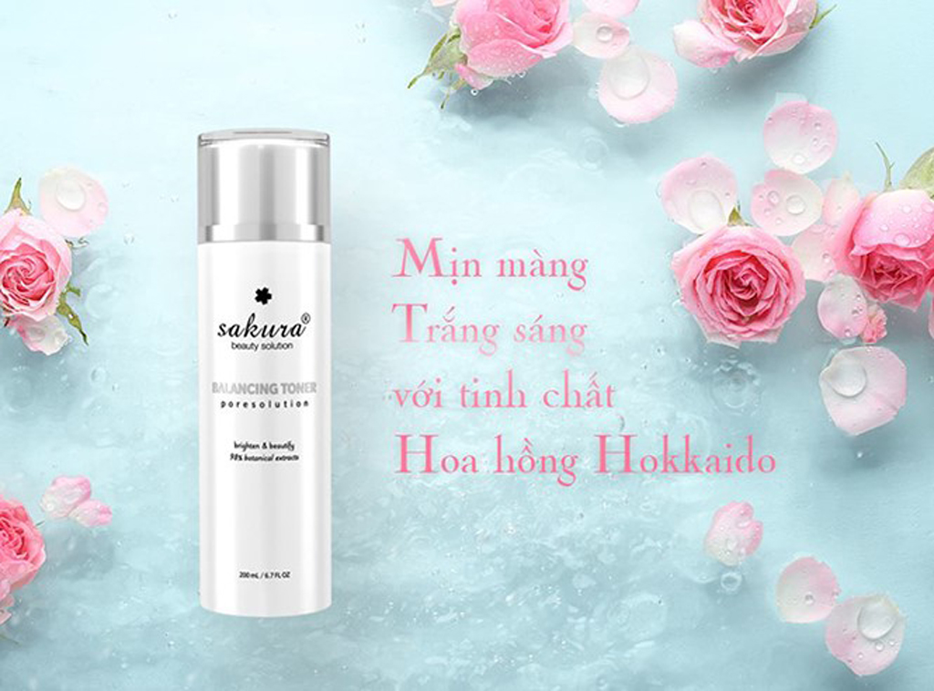 Nước cân bằng da Sakura Balancing Toner