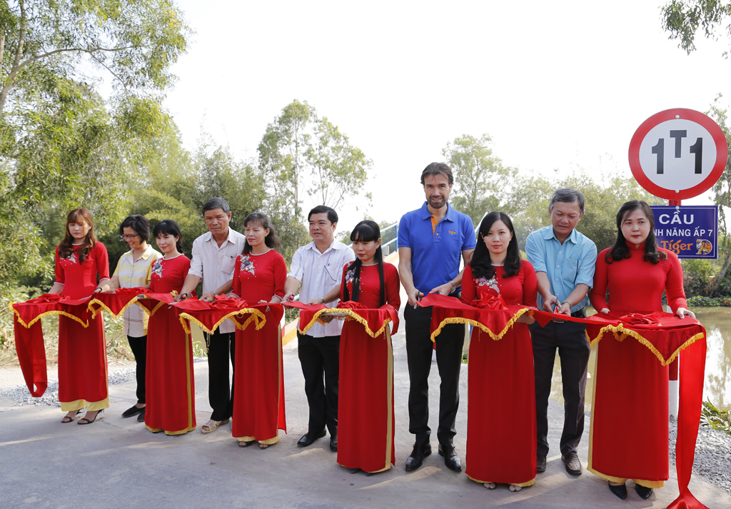 Buổi lễ khánh thành cây cầu Kênh Năng Ấp 7 tại Tiền Giang vừa diễn ra vào đầu năm nay