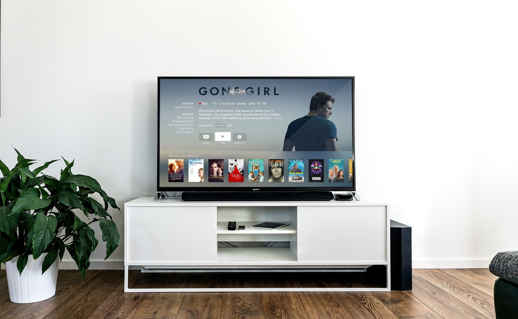 TV thông minh kết nối với internet và mở ra hàng ngàn chọn lựa về nội dung cho người dùng