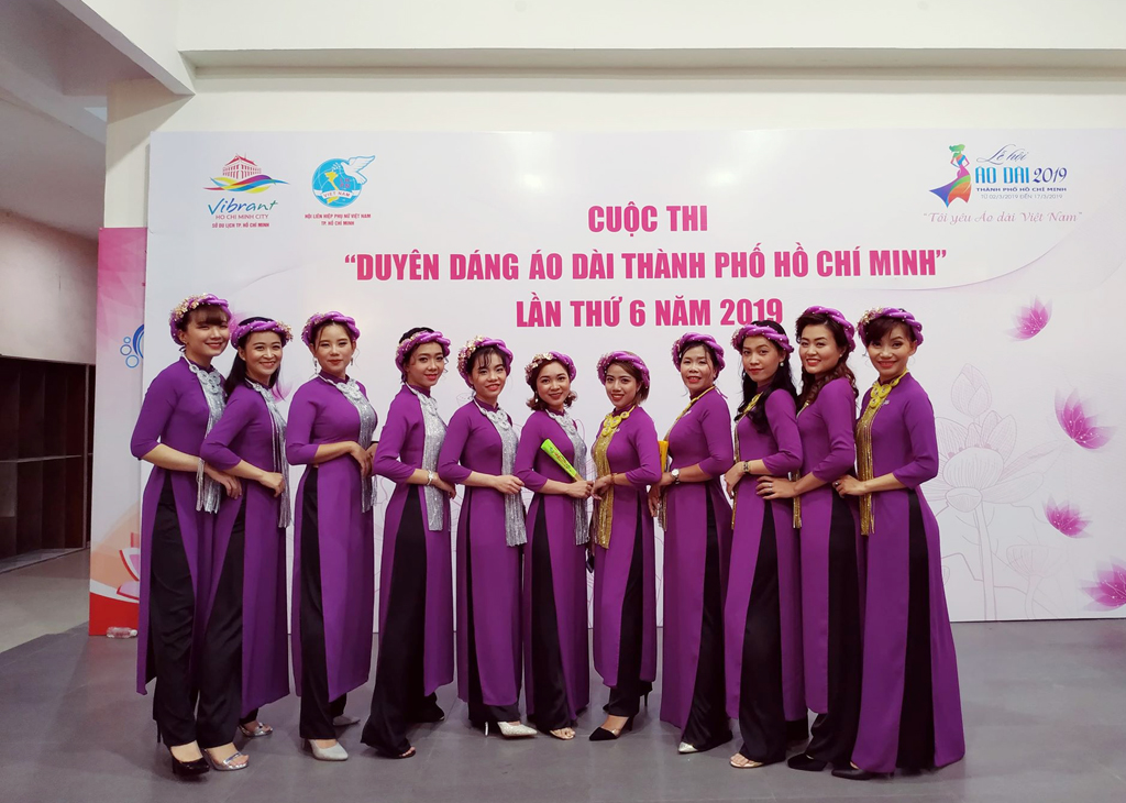 Đội hình nữ thi duyên dáng áo dài TP.HCM năm 2019
