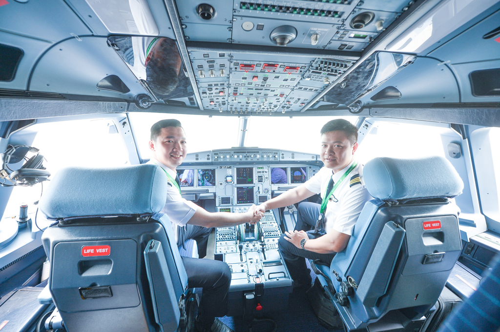 Airbus A321NEO hiện là thế hệ tàu bay an toàn và hiện đại nhất, nằm trong gia đình A320 - dòng máy bay thân hẹp bán chạy nhất thế giới của Airbus, với hơn 14.700 đơn đặt hàng kể từ khi ra mắt