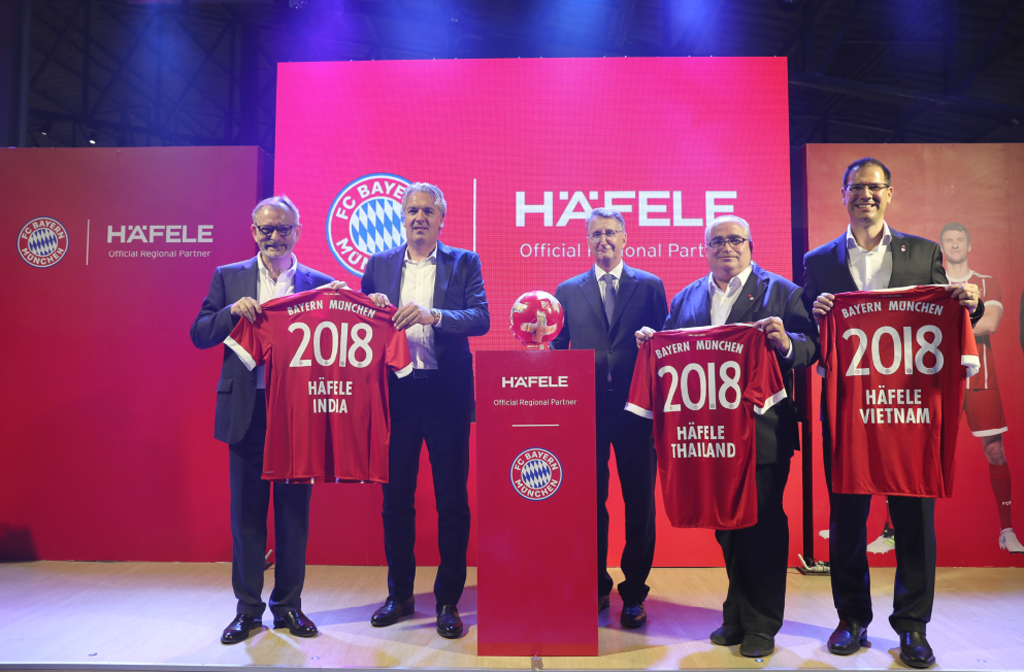 Lễ công bố hợp tác giữa FC Bayern và Häfele tại Bangkok vào tháng 5.2018