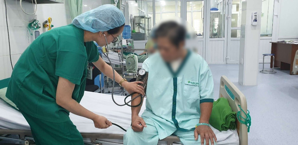 Bệnh nhân B.C.Kh. đang được theo dõi tại Đơn vị Tim mạch Bệnh viện Hoàn Mỹ Đà Nẵng