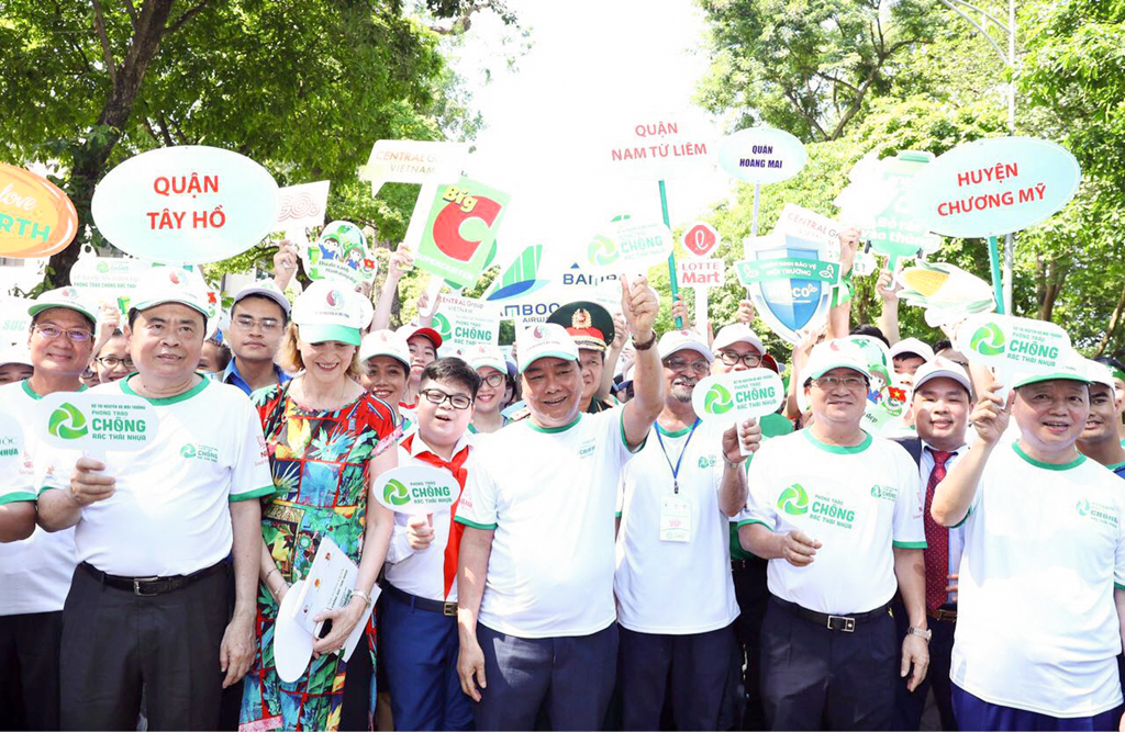 Thủ tướng Chính phủ Nguyễn Xuân Phúc kêu gọi cộng đồng cùng chung tay chống lại rác thải nhựa