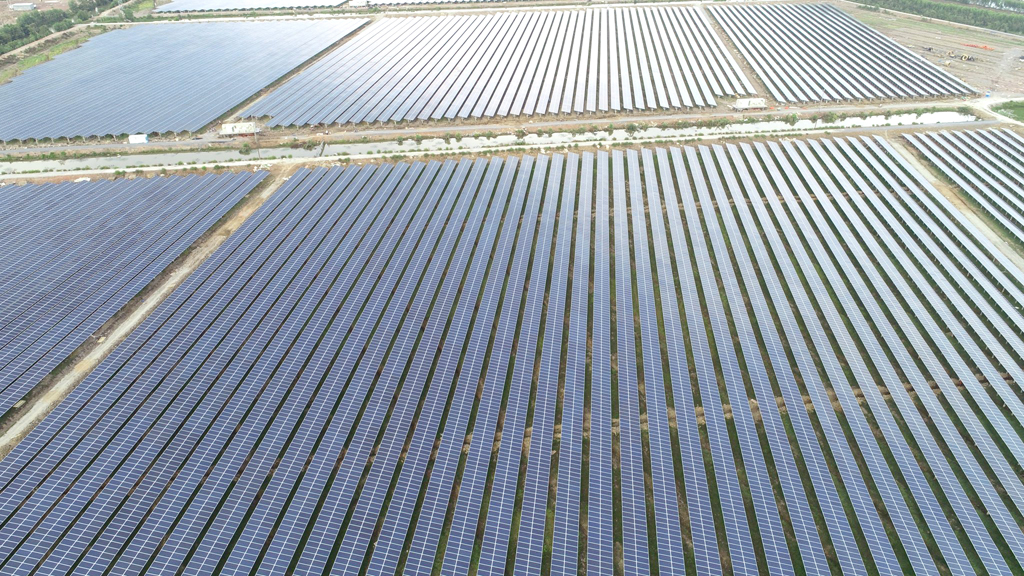 Cánh đồng pin năng lượng mặt trời Sao Mai Solar PV1 tại H.Tịnh Biên 