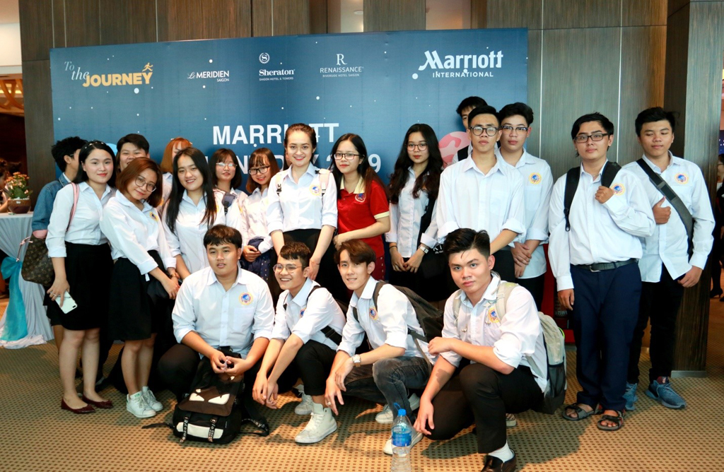 Sinh viên chuyên ngành Quản trị nhà hàng - khách sạn SIU tham dự ngày hội việc làm do tập đoàn khách sạn Marriott International tổ chức