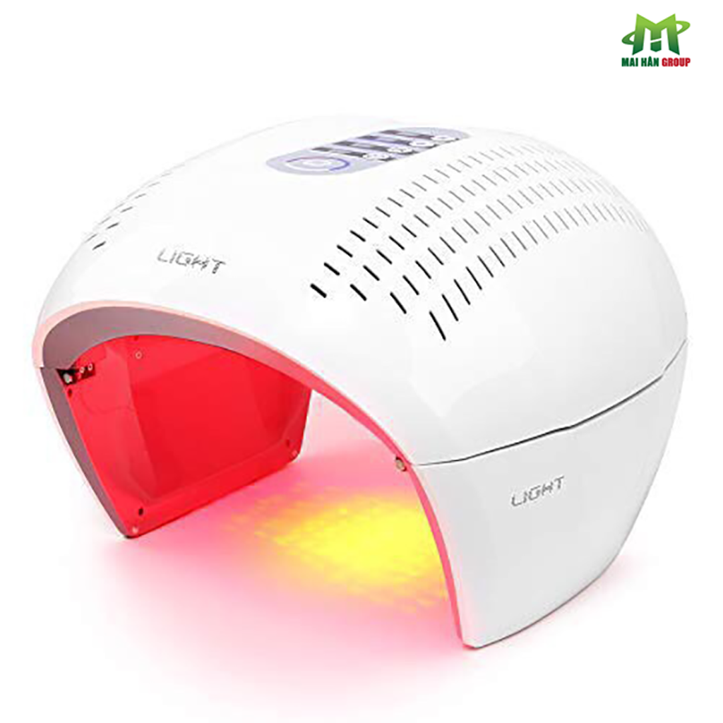 Khách hàng trải nghiệm cùng máy Omega Light Đài Loan