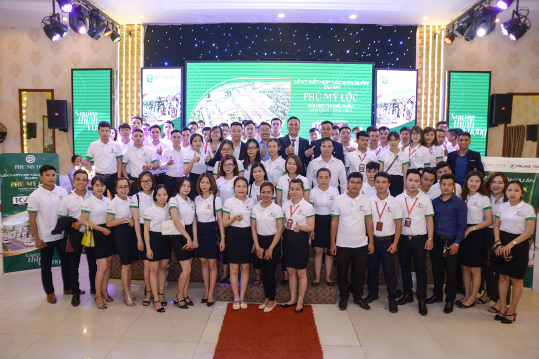 Lễ ký kết hợp tác phát triển và ra quân dự án Green Complex City - Ảnh: Phú Thành