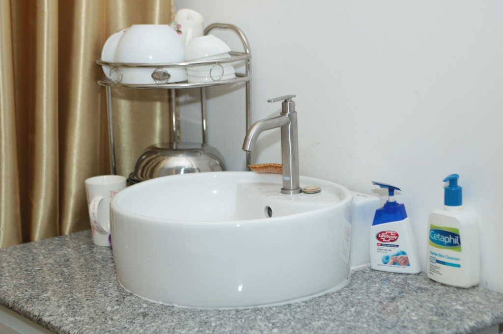 Đừng quên bố trí lavabo để thuận tiện lấy nước trong quá trình thực hiện dịch vụ chăm sóc da