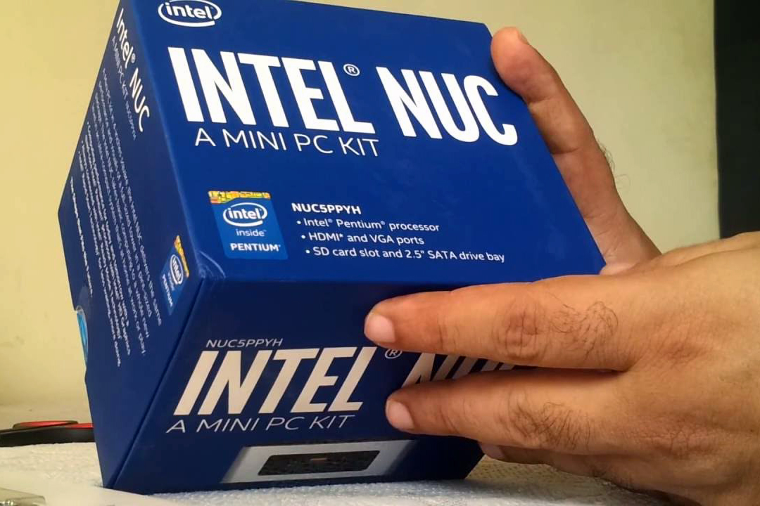 Nếu ngán máy tính truyền thống với những thùng CPU to, chiếm không gian, tốn điện năng, tỏa nhiệt, thì NUC Intel là lựa chọn hợp lý