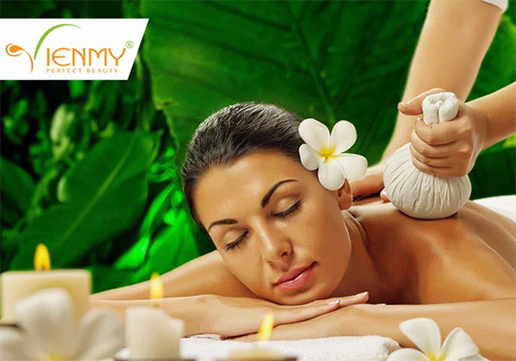 Massage thảo dược - loại hình massage kết hợp Đông y kỳ diệu