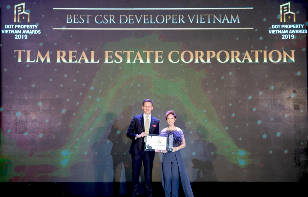 Với những hoạt động thiết thực trong hành trình trao gửi yêu thương, gieo hạt thiện lành, TLM Corp đã được Dot Property trao giải “Best CSR Developer Vietnam 2019”