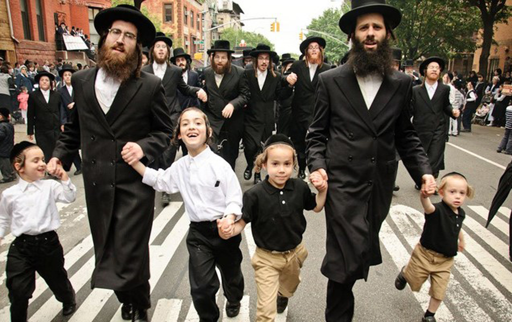 Người Do Thái đã giáo dục con cái họ từ nhỏ rằng, tài sản đích thực chính là trí tuệ, chỉ có trí tuệ mới không bị ai tranh giành