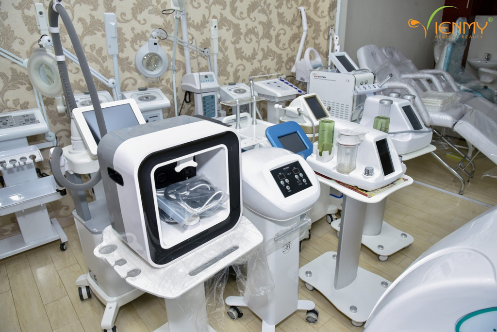 Máy thẩm mỹ công nghệ cao có tính chất quyết định trong dịch vụ spa trị liệu