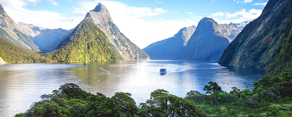 Mildford Sound (New Zealand) - nơi mệnh danh là “Kỳ quan thứ tám” của nhân loại 