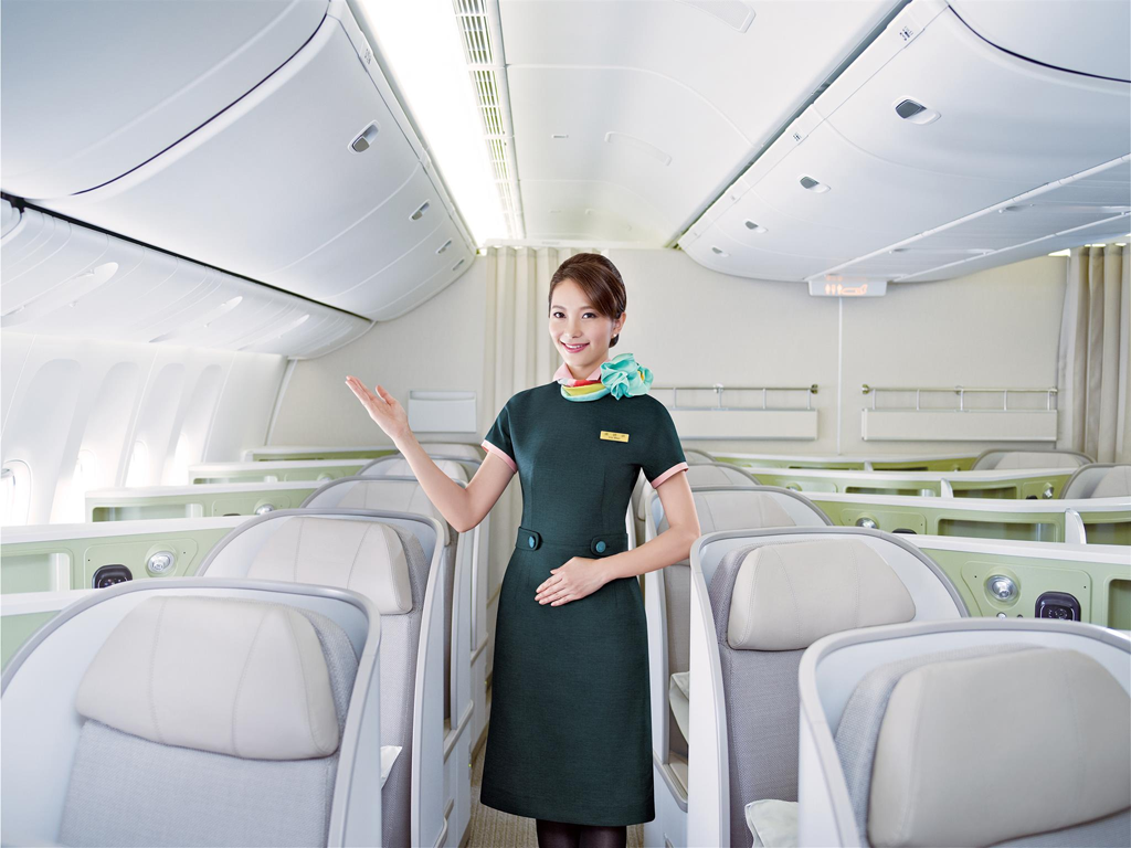 EVA Air - hãng hàng không 5 sao do Skytrax bình chọn