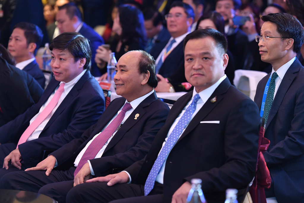 Thủ tướng Việt Nam Nguyễn Xuân Phúc tham dự Lễ khai trương 2 đường bay tại Thái Lan của Vietjet bên lề Hội nghị Cấp cao ASEAN 35 tại Thái Lan 