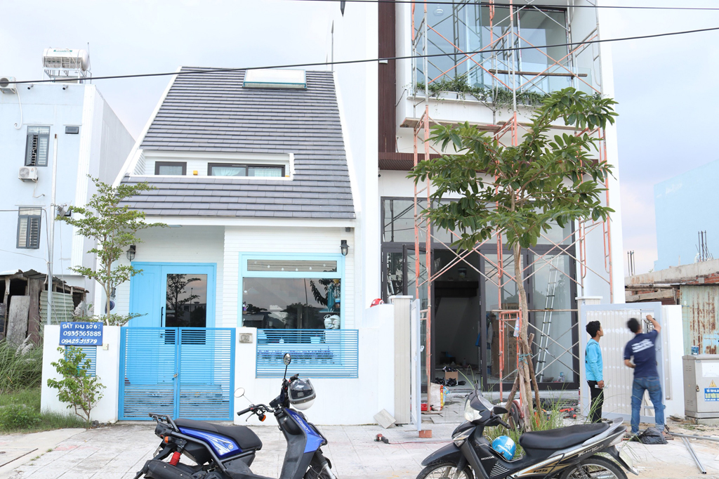 Xung quanh Sunshine Luxury đã hoàn thiện hạ tầng, dân cư đông đúc có thể xây nhà ngay - Ảnh: Phú Thành