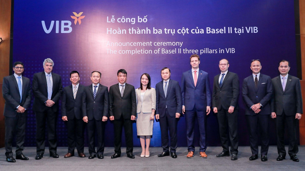 Các đại biểu Việt Nam và quốc tế tại sự kiện