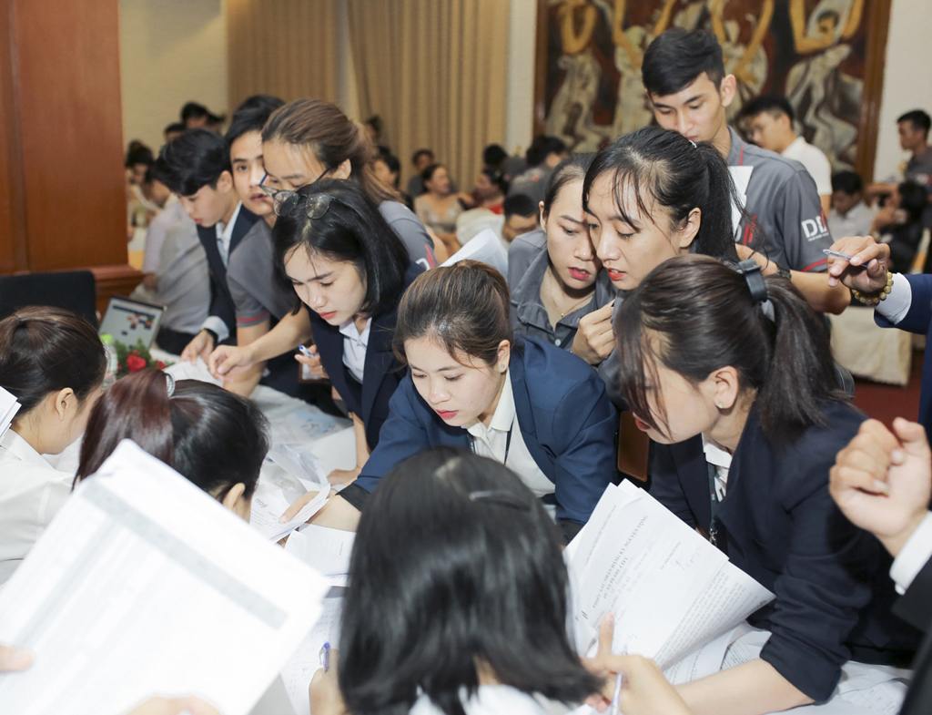 Đội ngũ DDI sẵn sàng cùng khách hàng chào đón năm thành công 2020 tại Quảng Bình Ảnh: Phú Thành