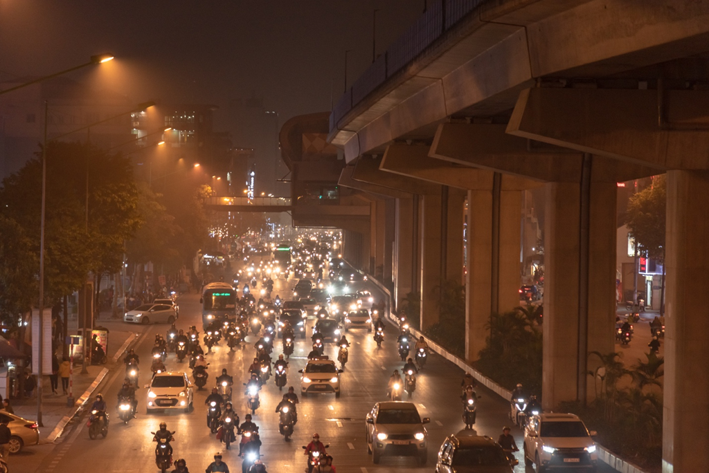 Tại Việt Nam, khi thị trường xe máy tăng trưởng liên tục trong những năm gần đây thì cũng là lúc tình trạng ô nhiễm không khí, đặc biệt là ở các thành phố lớn, lên đến đỉnh điểm