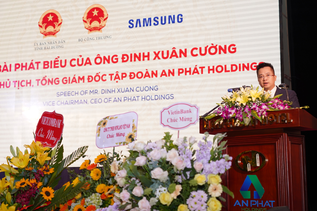 Phó chủ tịch, Tổng giám đốc Tập đoàn An Phát Holdings Đinh Xuân Cường phát biểu tại hội nghị