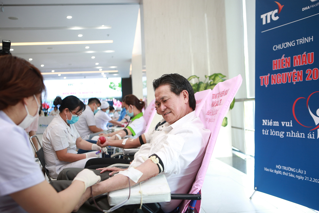 Chương trình nhận được sự quan tâm và tham gia hiến máu của ông Đặng Văn Thành - Chủ tịch Tập đoàn và bà Huỳnh Bích Ngọc - Phó chủ tịch Thường trực tập đoàn, hai Nhà sáng lập của Tập đoàn TTC