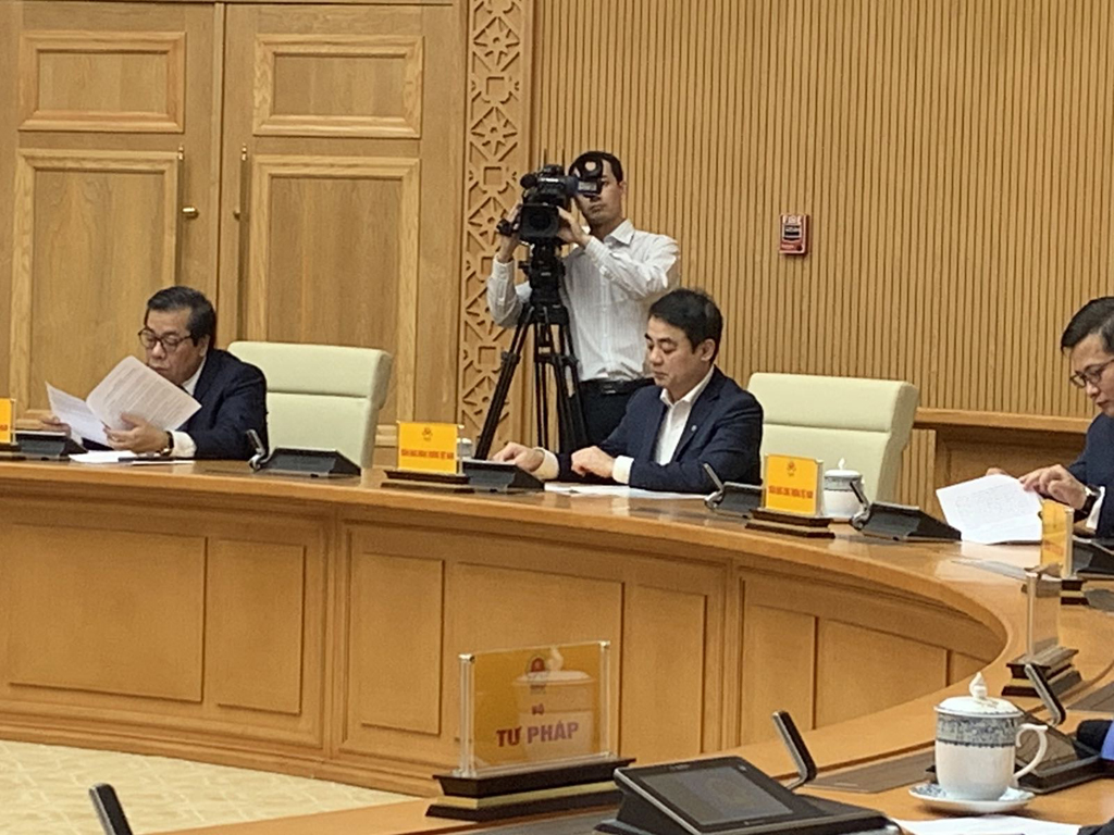 Phó thống đốc NHNN Nguyễn Kim Anh và Chủ tịch HĐQT Vietcombank Nghiêm Xuân Thành dự Hội nghị