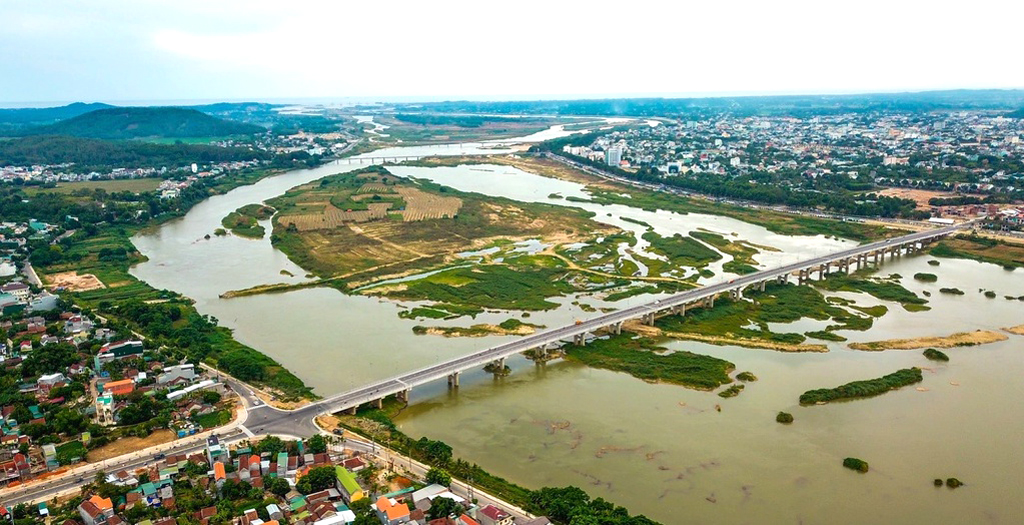 Thị trường bất động sản các tỉnh như Quảng Ngãi, Quảng Nam cũng được lựa chọn bởi tiềm năng lớn - Ảnh: Phú Thành 