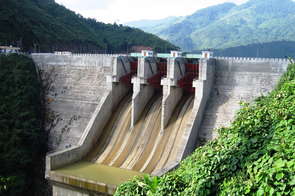 Vì khó khăn về nguồn nước đầu nguồn, thủy điện A Vương đề nghị các địa phương hạ du chủ động phương án chống hạn mặn mùa khô 2020 - Ảnh: Nguyên Thọ