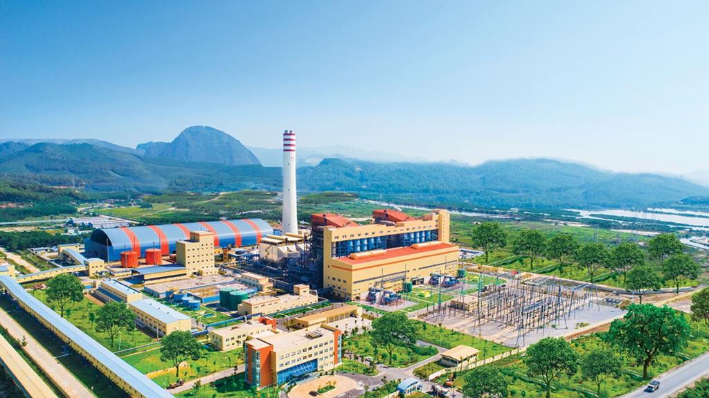 Nhà máy Nhiệt điện Thăng Long là nhà máy nhiệt điện công suất 600 MW đầu tiên ở Việt Nam do tư nhân thực hiện