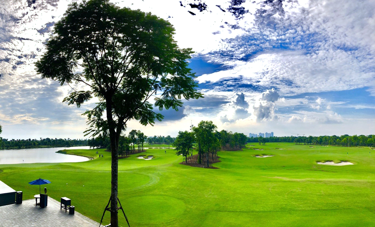 Sân golf tại Ecopark