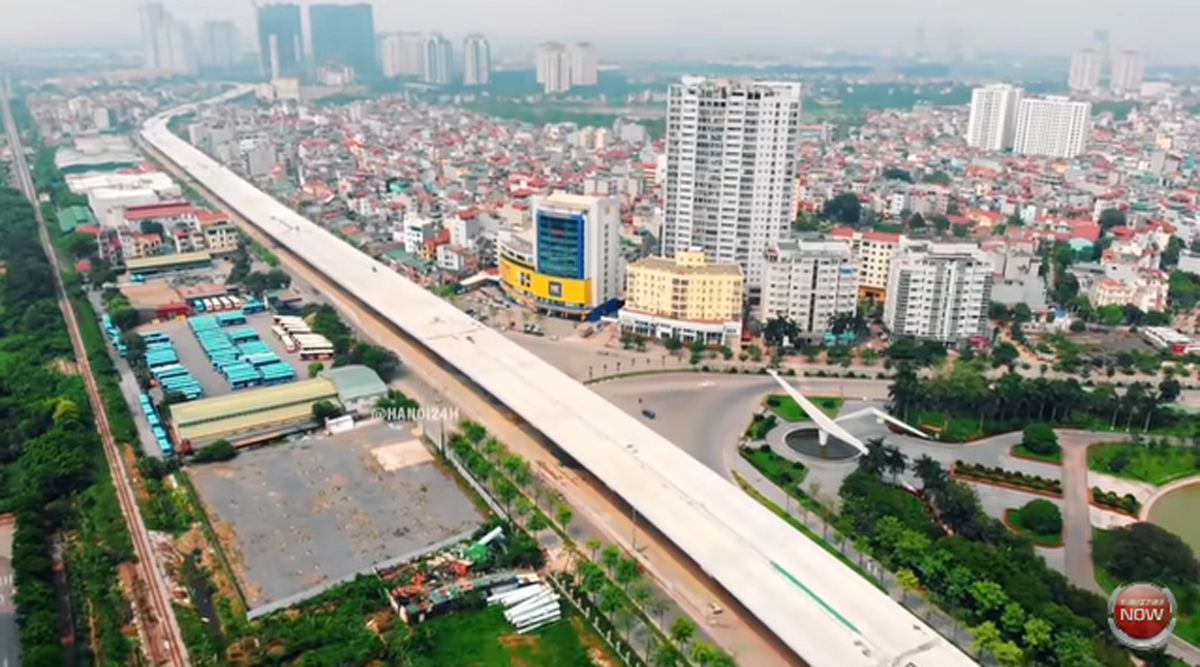  Cầu cạn Mai Dịch - Nam Thăng Long đã được hợp long và trải bê tông bề mặt - Ảnh: Hanoi24h 