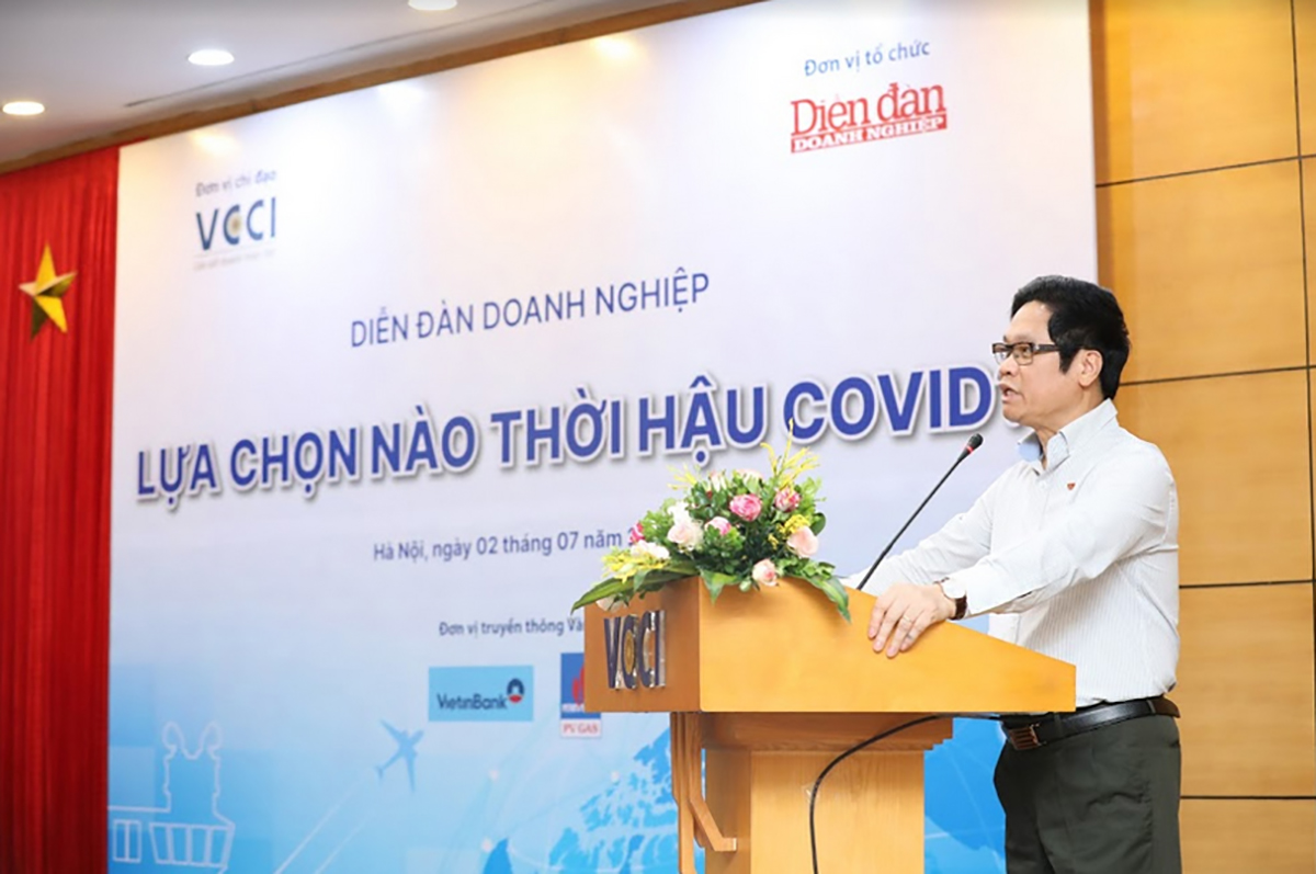 TS Vũ Tiến Lộc, Chủ tịch VCCI chủ trì diễn đàn