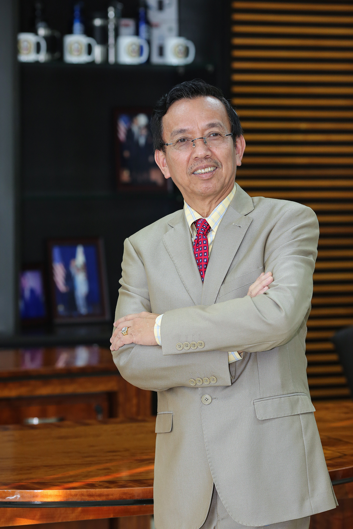 	Ông David Dương, Tổng giám đốc VWSLA