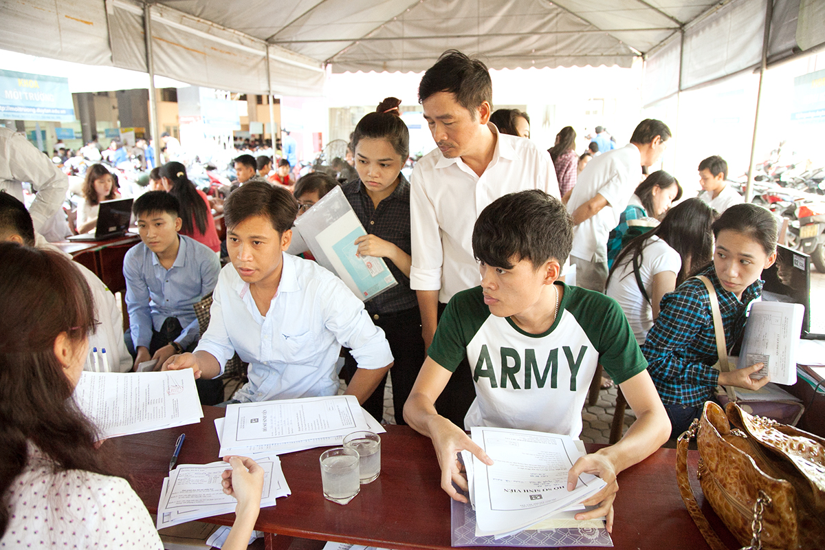 Đông đảo thí sinh đăng ký vào ĐH Duy Tân bằng phương thức Xét học bạ trong các năm gần đây