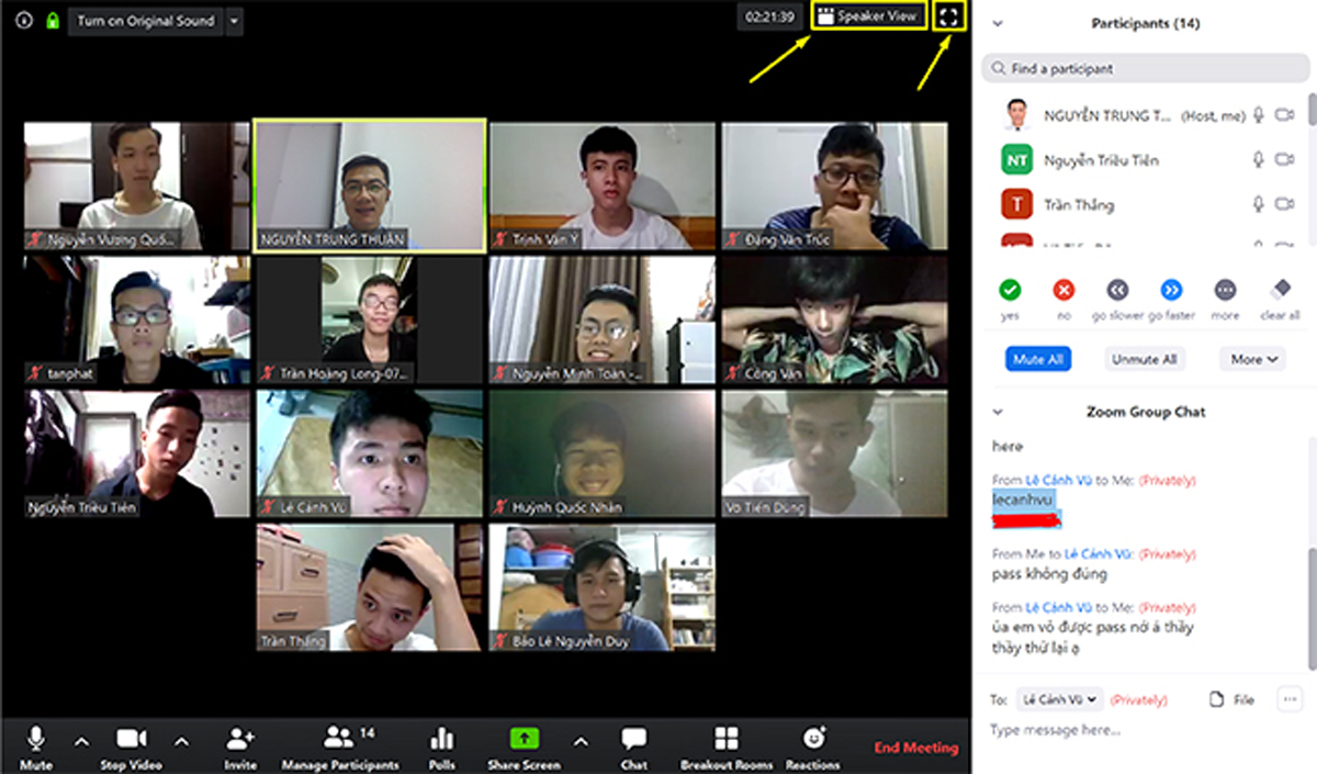 Giảng viên và sinh viên trong một lớp học online của ĐH Duy Tân