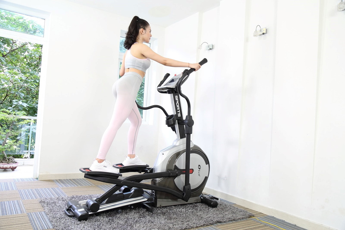 Xe đạp tập giúp người dùng chủ động luyện tập nâng cao sức khỏe tại nhà, tránh tiếp xúc với nhiều người