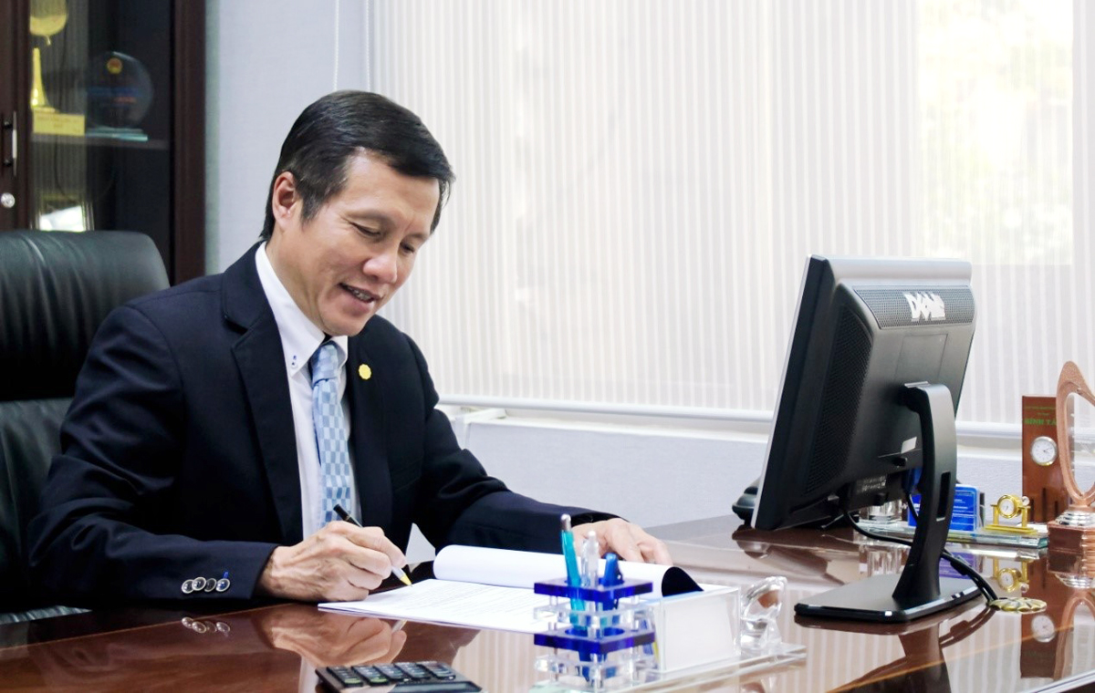 Chủ tịch HĐQT BITEX Group - ông Nguyễn Xuân Dũng - vị thuyền trưởng của Tập đoàn BITEX có niềm đam mê mãnh liệt về toán học