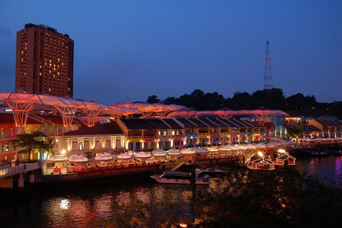 Phố mua sắm phong cách làng chài tại Clarke Quay (Singapore)