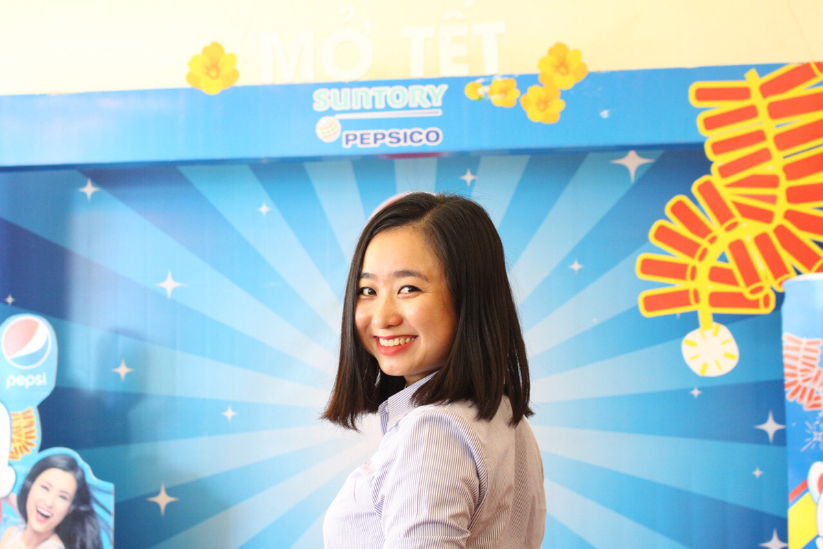  Chị Trần Hồng Ngọc, cựu SV Trường ĐH Tây Đô, hiện là Giám sát kinh doanh Công ty TNHH nước giải khát Suntory Pepsico Việt Nam tại Cần Thơ - Ảnh: Mỹ Ngọc