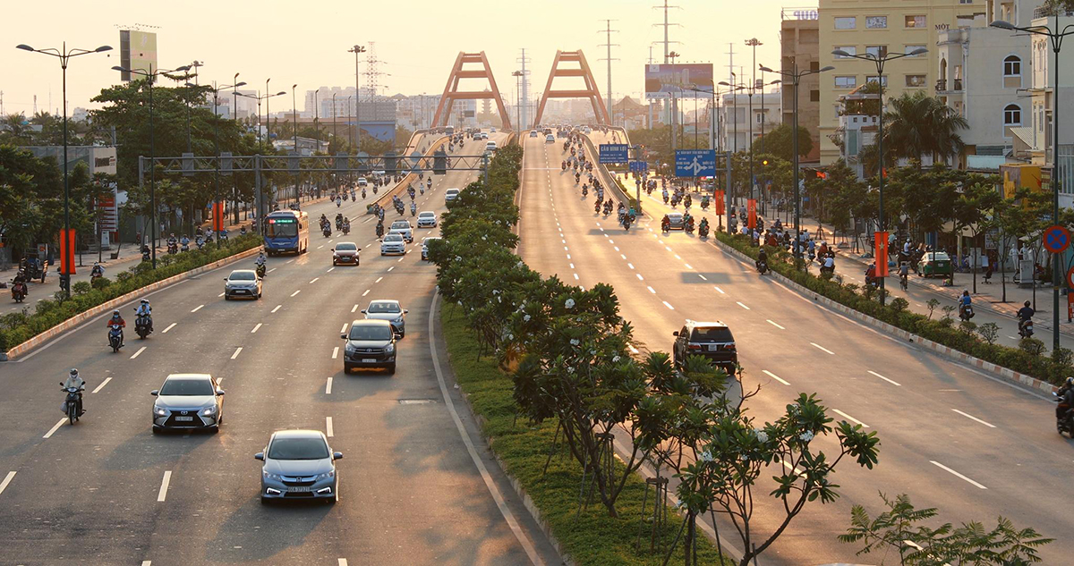 Tuyến đường Phạm Văn Đồng tạo sức bật cho các thành phố giáp ranh TP.HCM