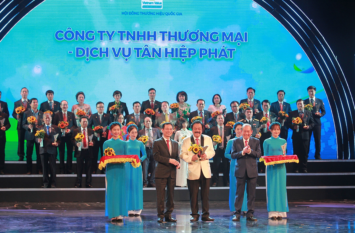Tân Hiệp Phát vừa có lần thứ 6 liên tiếp có các sản phẩm đạt Thương hiệu Quốc gia Việt Nam